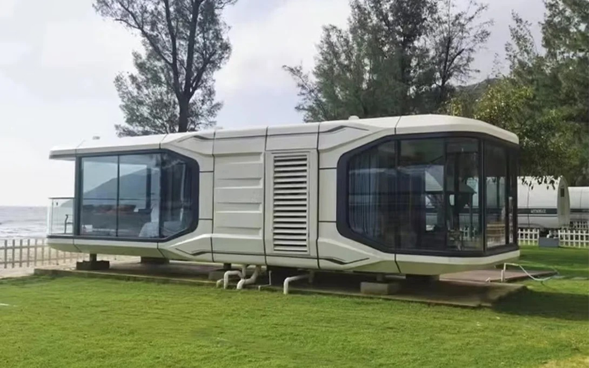 Space Capsule Houses product range by Huisheng