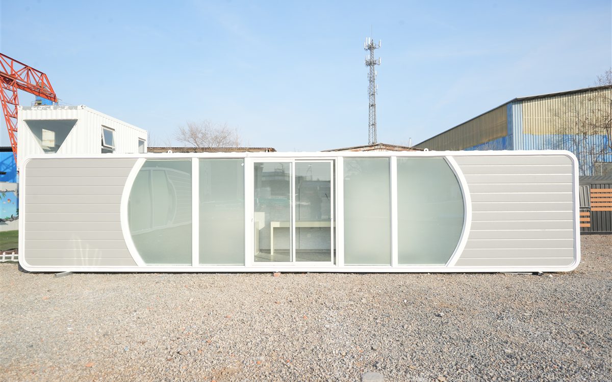 40ft Apple Cabin House real product photo by Huisheng
