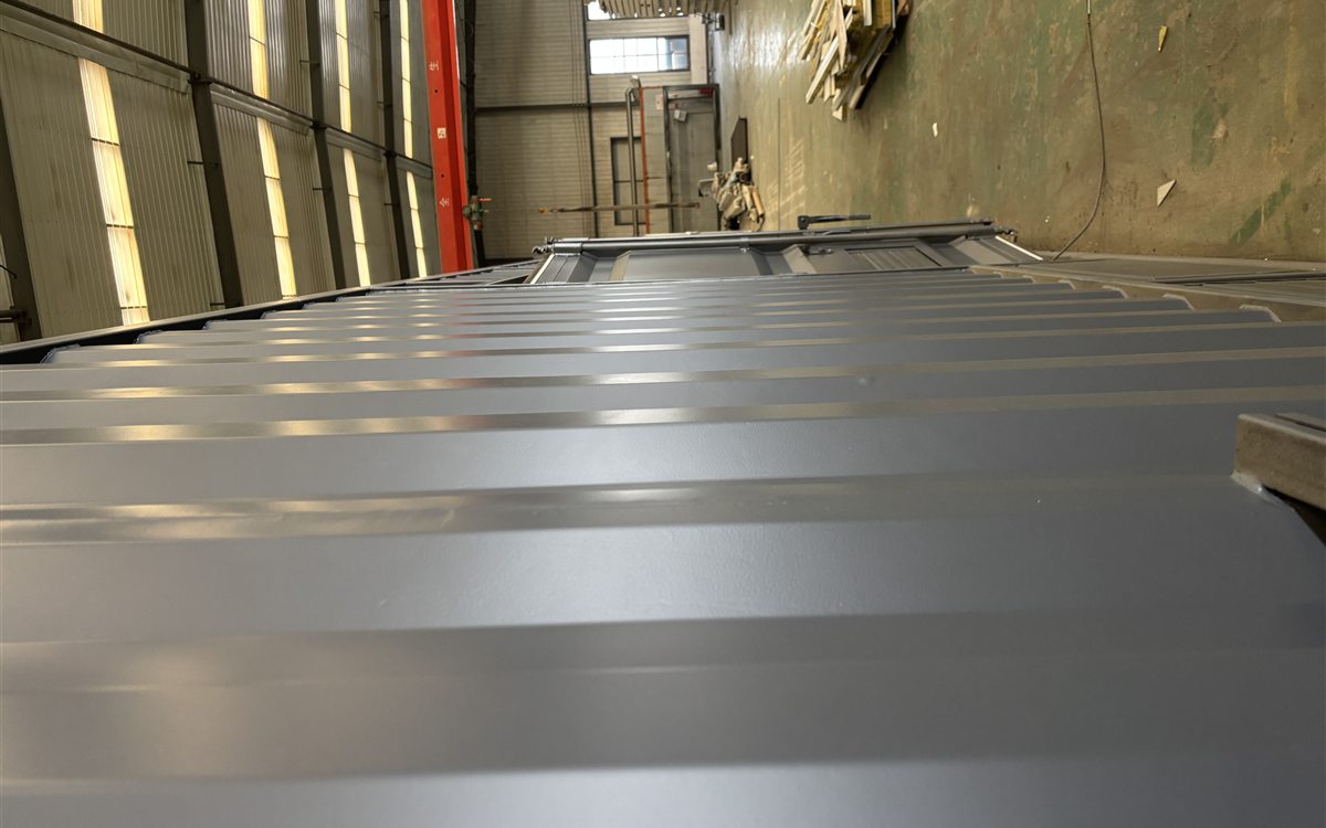 Commercial Container Buildings: genuine product views — configuration or project reference