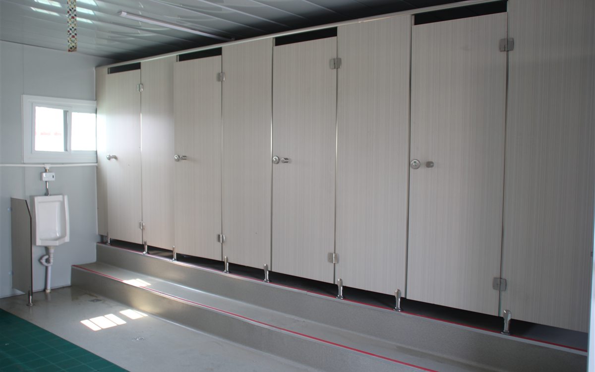 Quick-Assembly Detachable Container House real product photo by Huisheng
