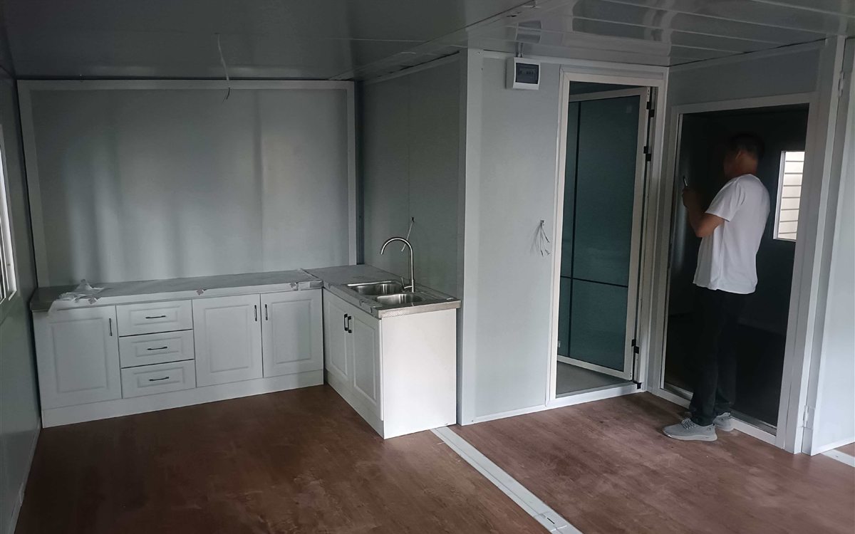 40ft Expandable Container House real product photo by Huisheng