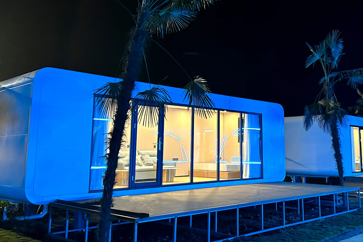 Apple Cabin House for Budget Hotels