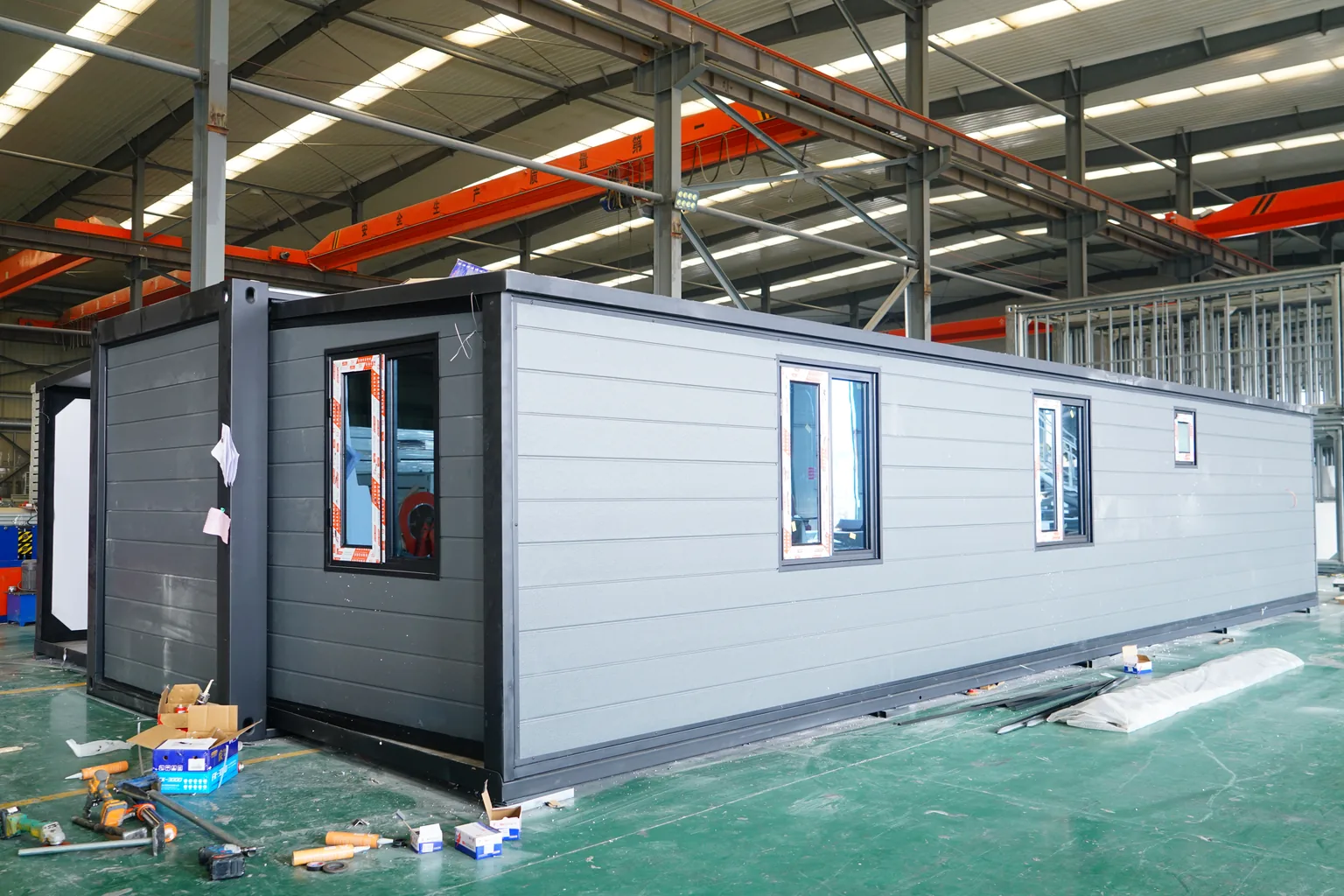 Expandable Container House for Community Clinics