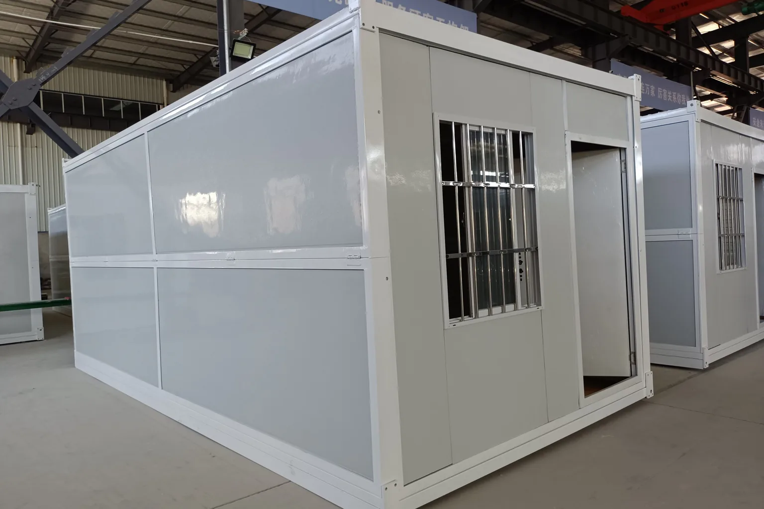 Mobile House for Emergency Relief Housing