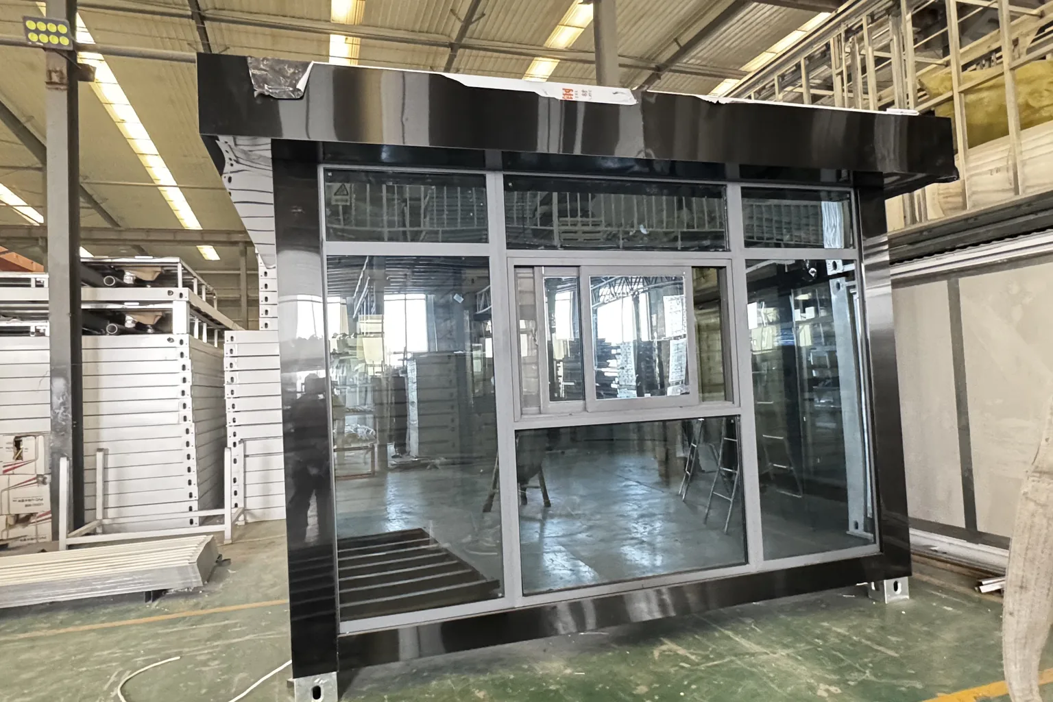 Modular Building for Remote Research Stations
