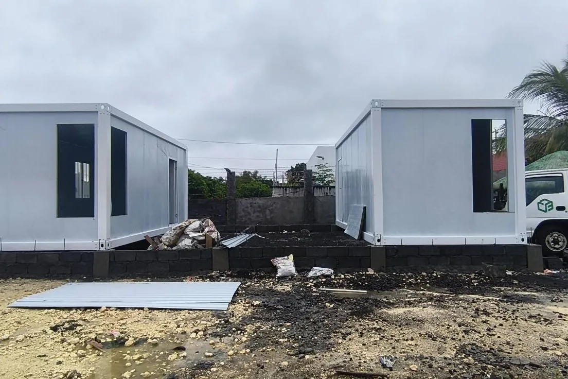 Quick-Assembly Container House for Remote Research Stations