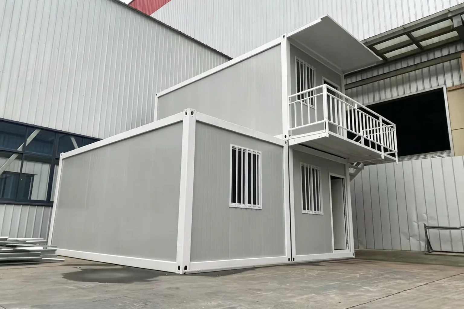 Quick-Assembly Container House for Temporary Hospitals