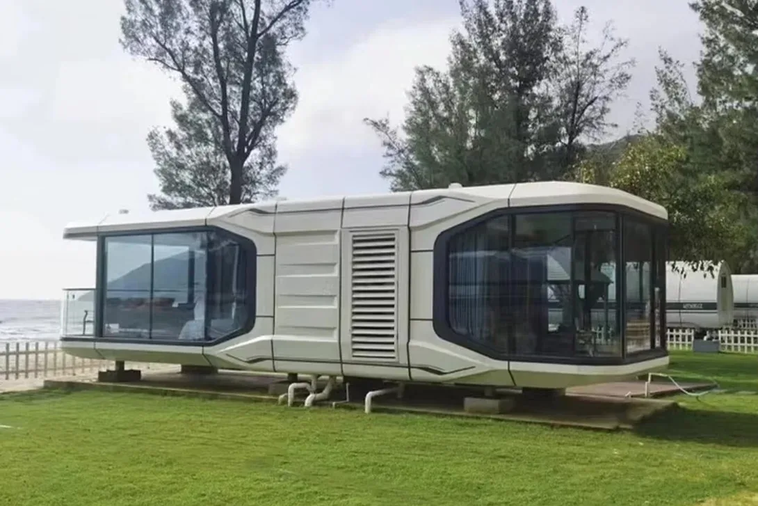 Space Capsule House for Visitor and Ticket Centres