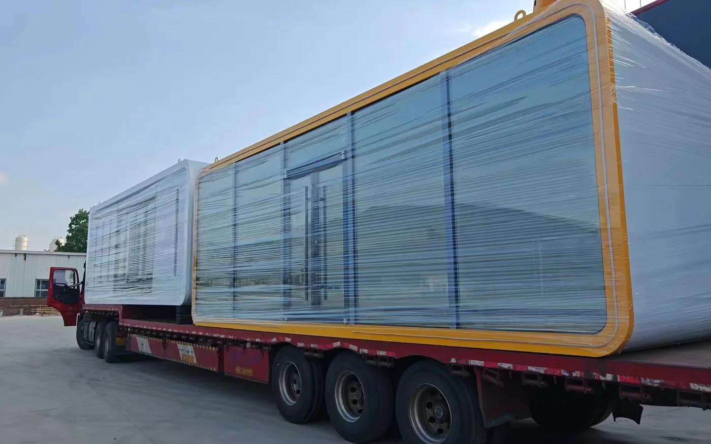apple cabin climate control, glazing and condensation guide interior or project detail
