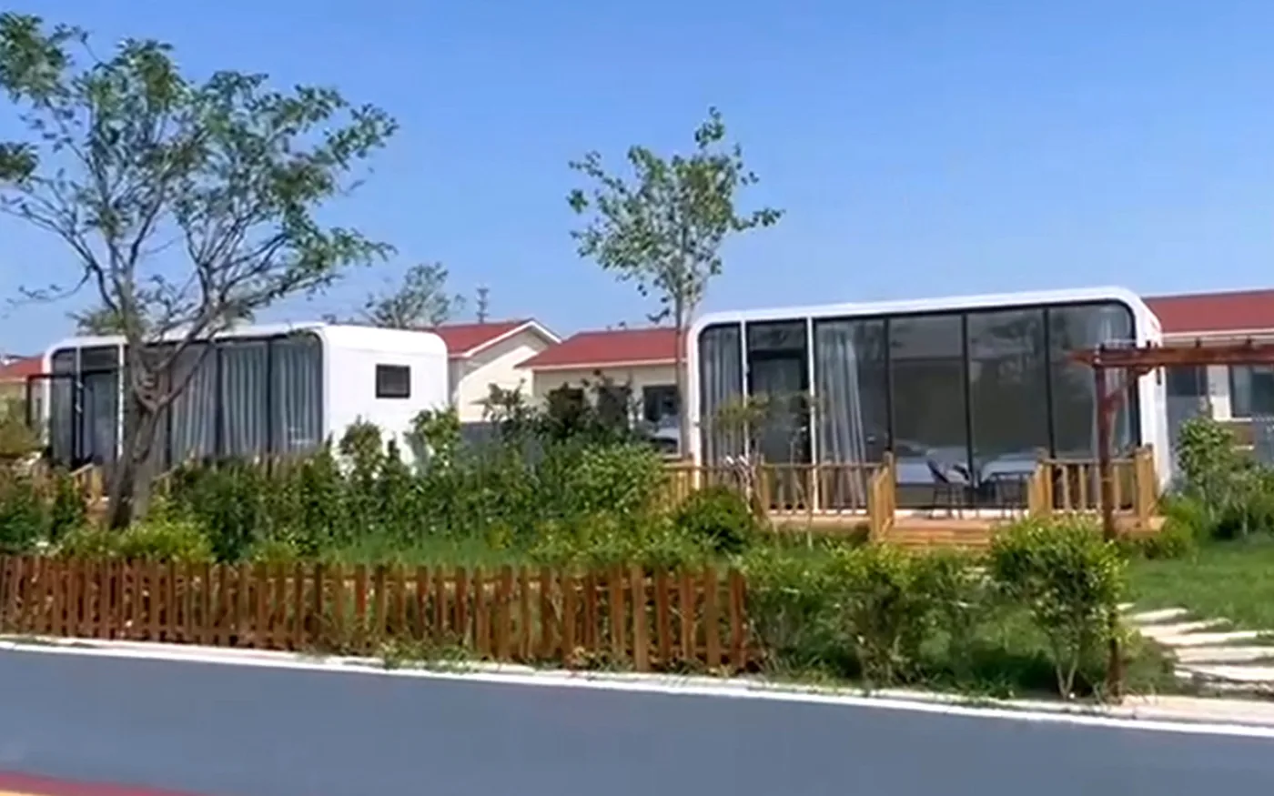 apple cabin sizes and models 10ft, 20ft, 30ft and 40ft exterior and construction reference