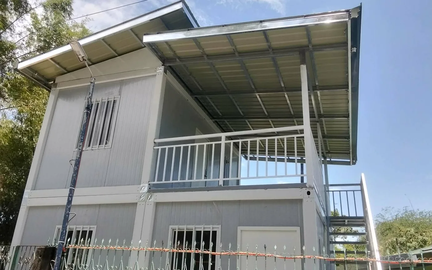 how to write a prefab house design and material specification interior or project detail