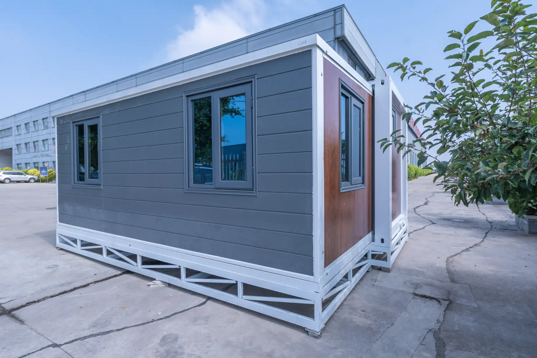 20ft Expandable House exterior thumbnail 10