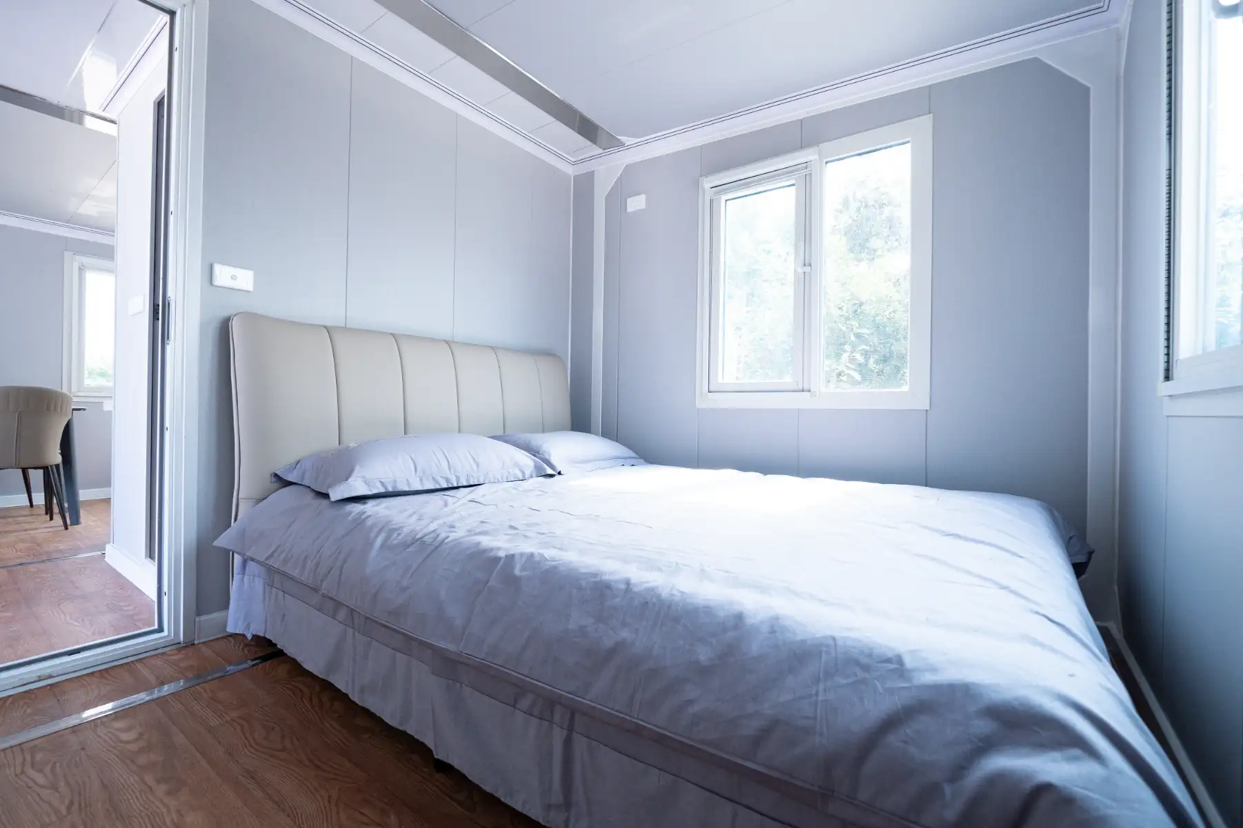 20ft Expandable House interior thumbnail 9
