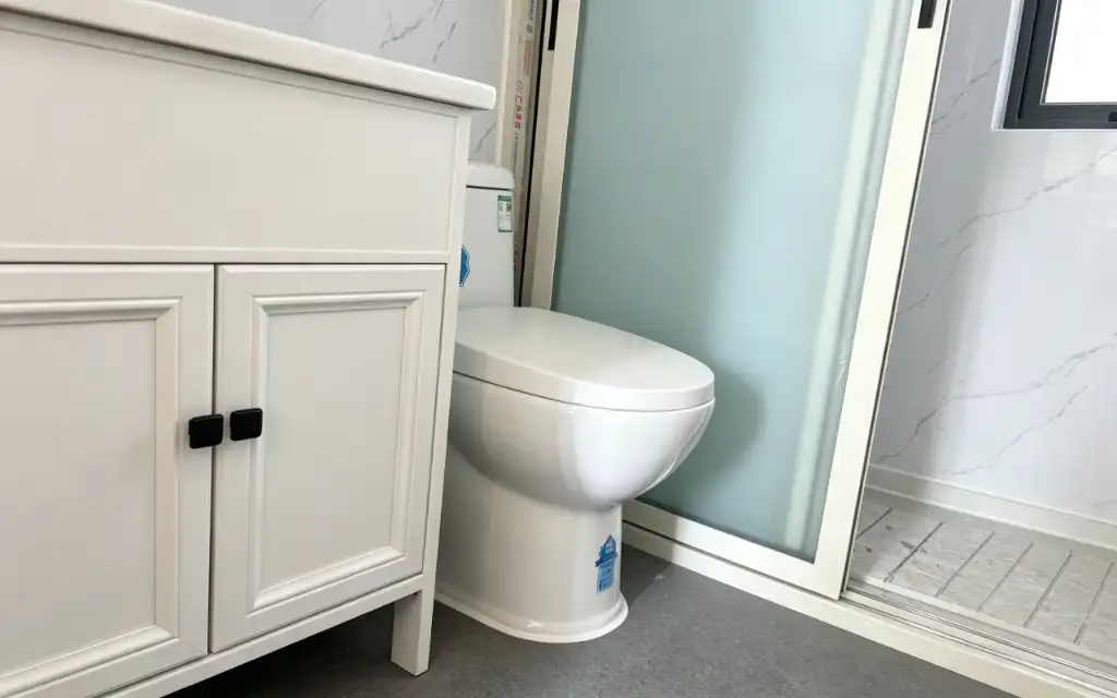 20ft Flat Roof Expandable Container House interior thumbnail 8