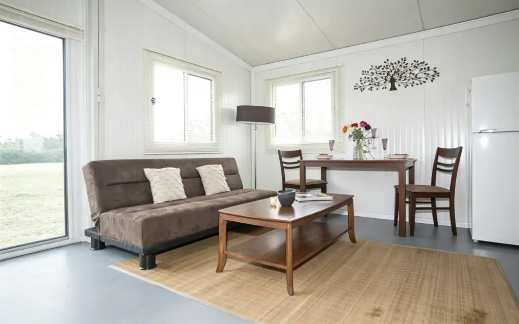 30ft Expandable House interior thumbnail 6