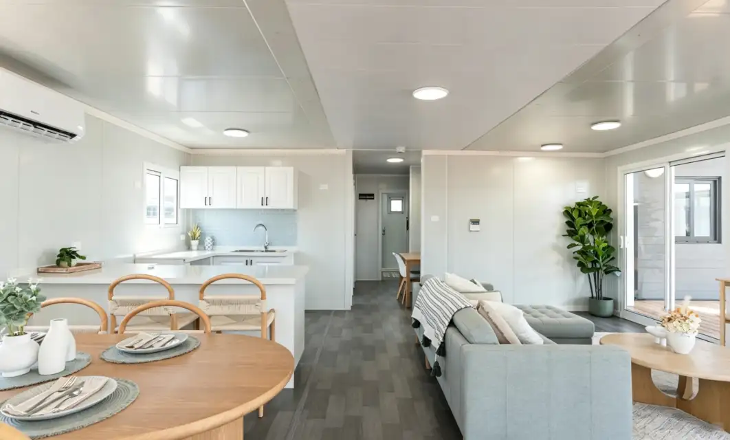 40ft Expander Home interior thumbnail 12