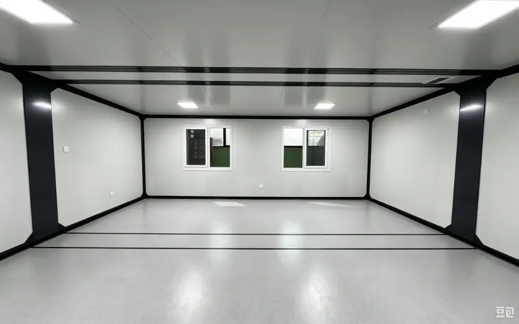 700mm Expandable House interior thumbnail 3