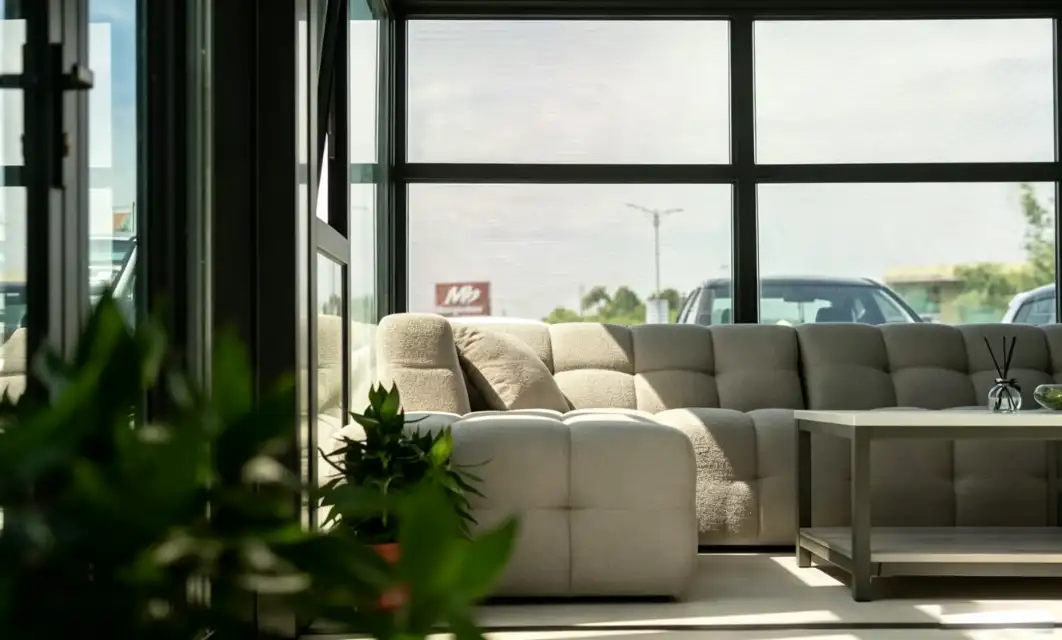 All Glass Expandable House interior thumbnail 13