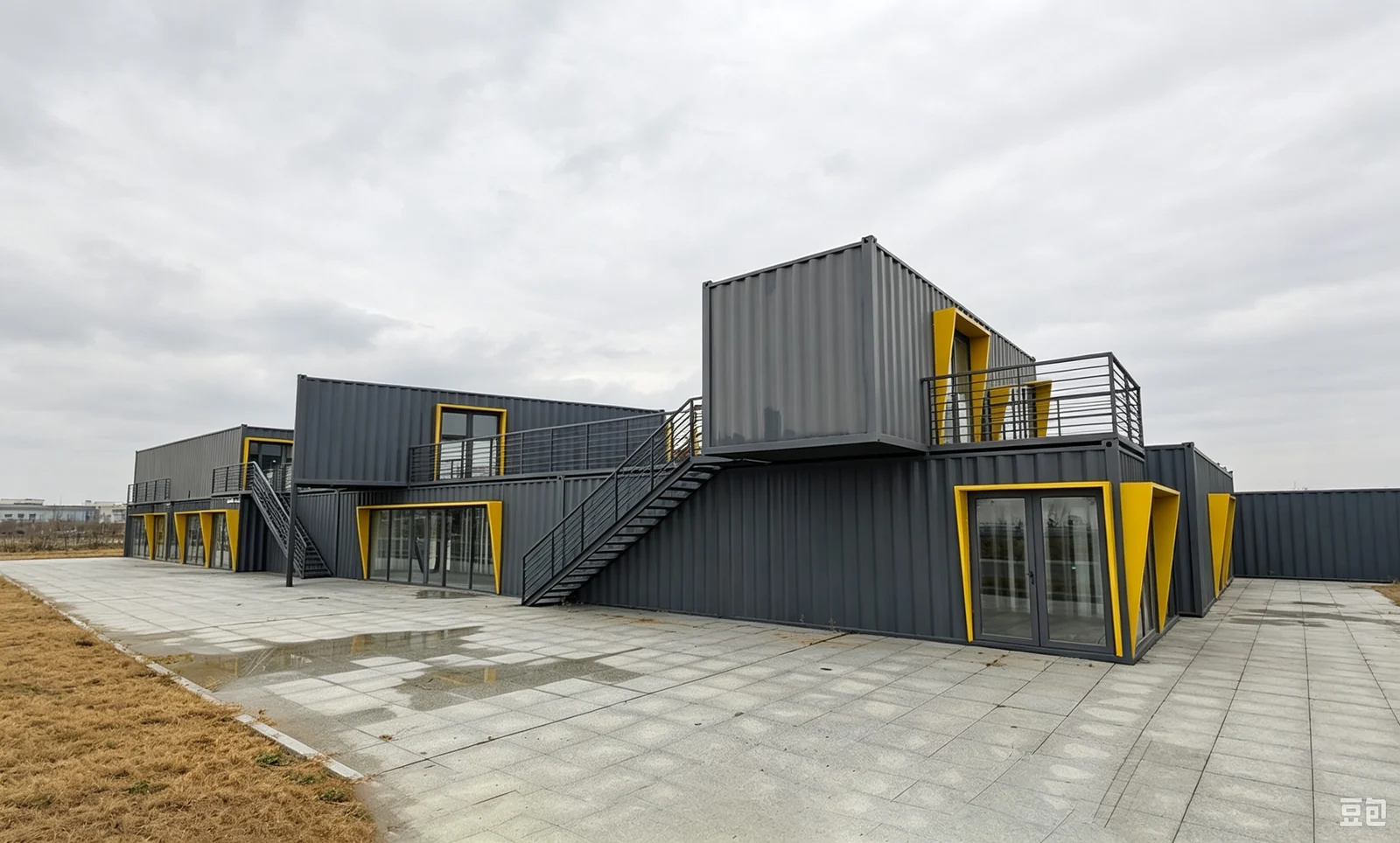 Commercial Container Building exterior thumbnail 14