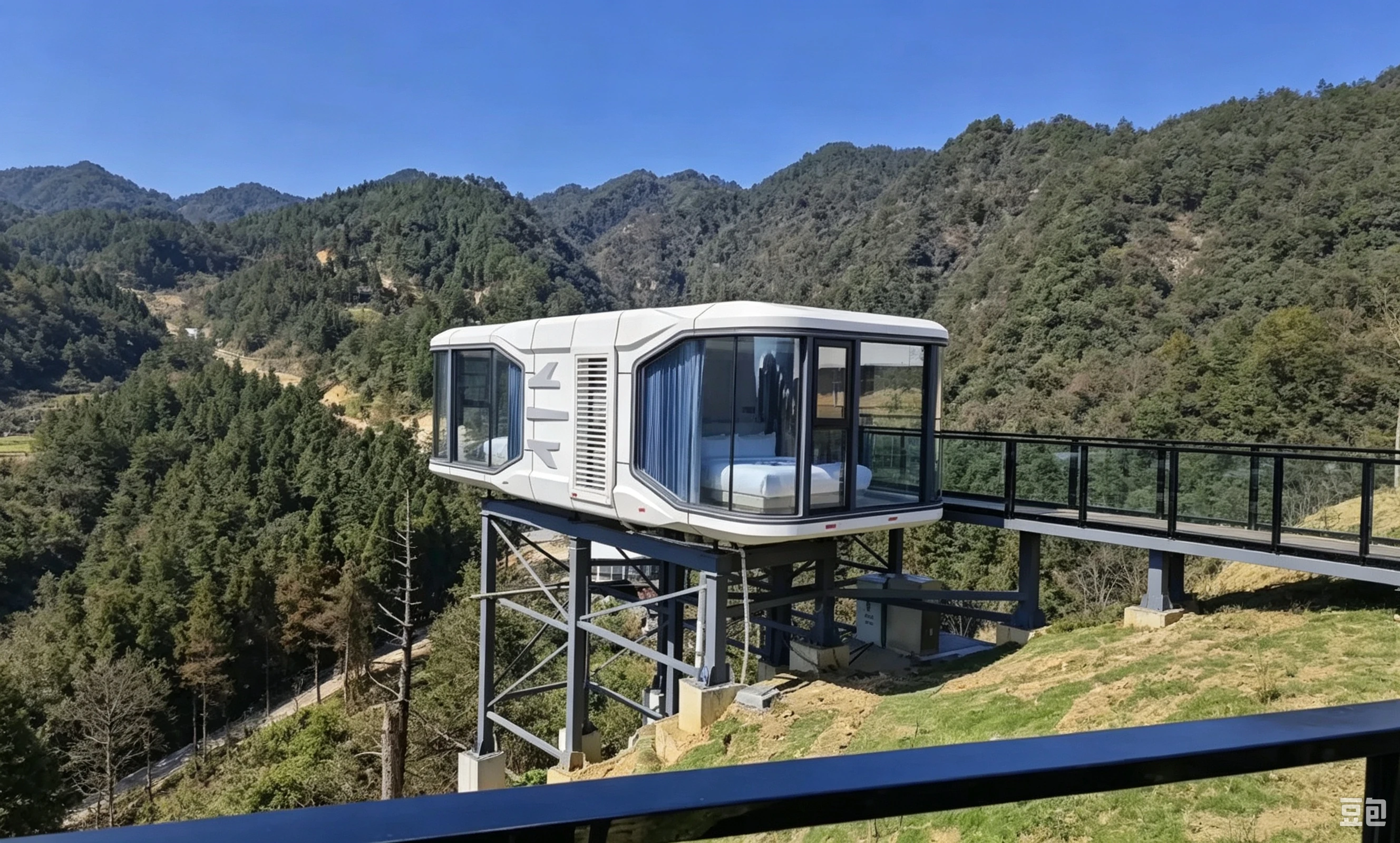 Space Capsule House for Resorts exterior thumbnail 3