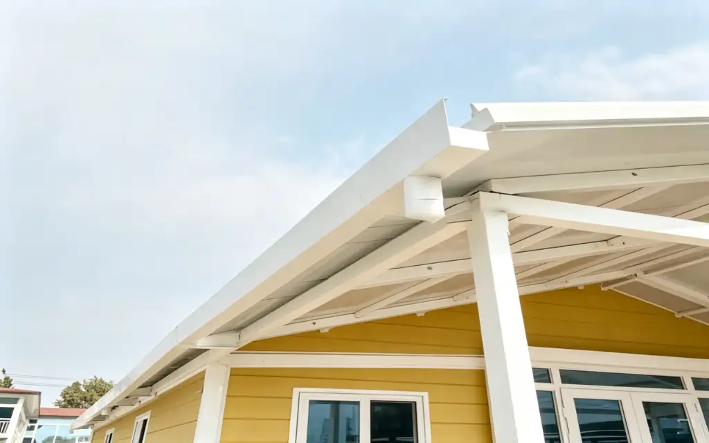 Spire-Roof Extension House exterior thumbnail 3