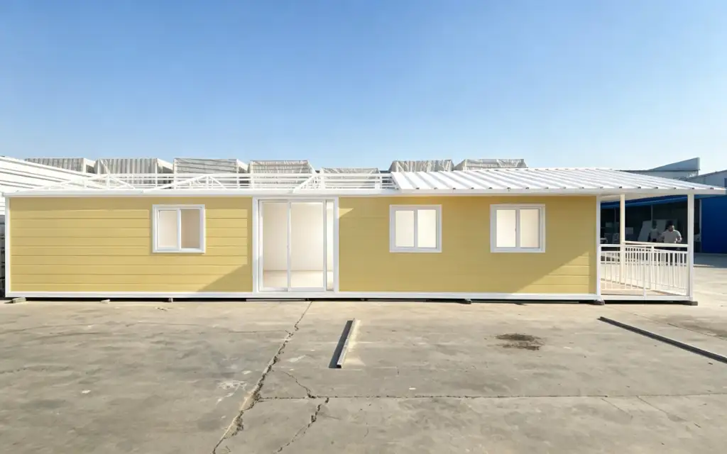 Spire-Roof Extension House exterior thumbnail 4