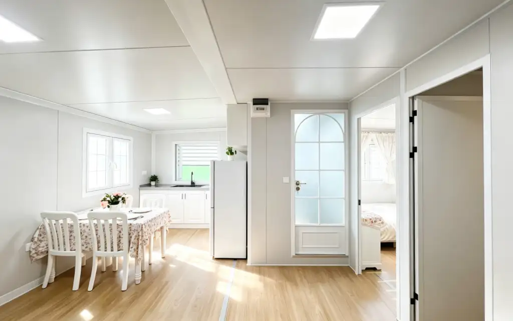Spire-Roof Extension House interior thumbnail 10